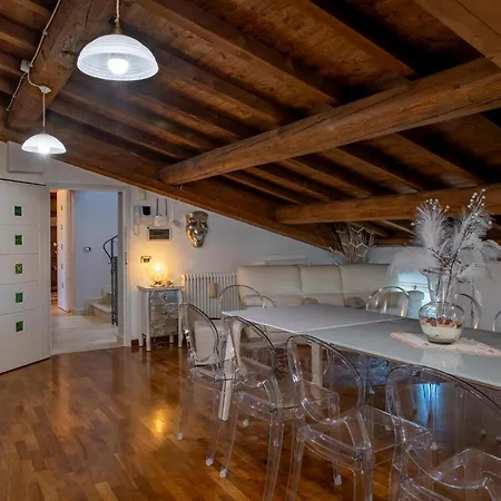 Lovely In With Wifi Ferienhaus